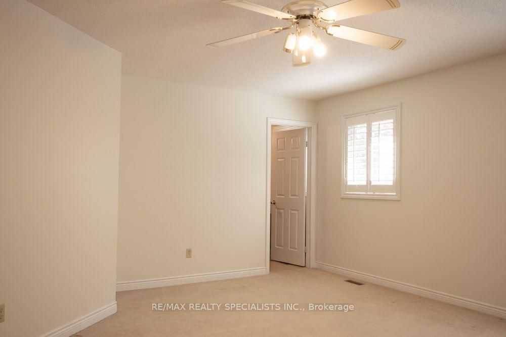 358 Erin Street • Oakville, ON photo 18