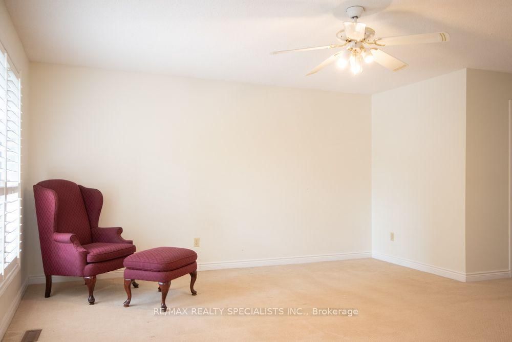 358 Erin Street • Oakville, ON photo 20