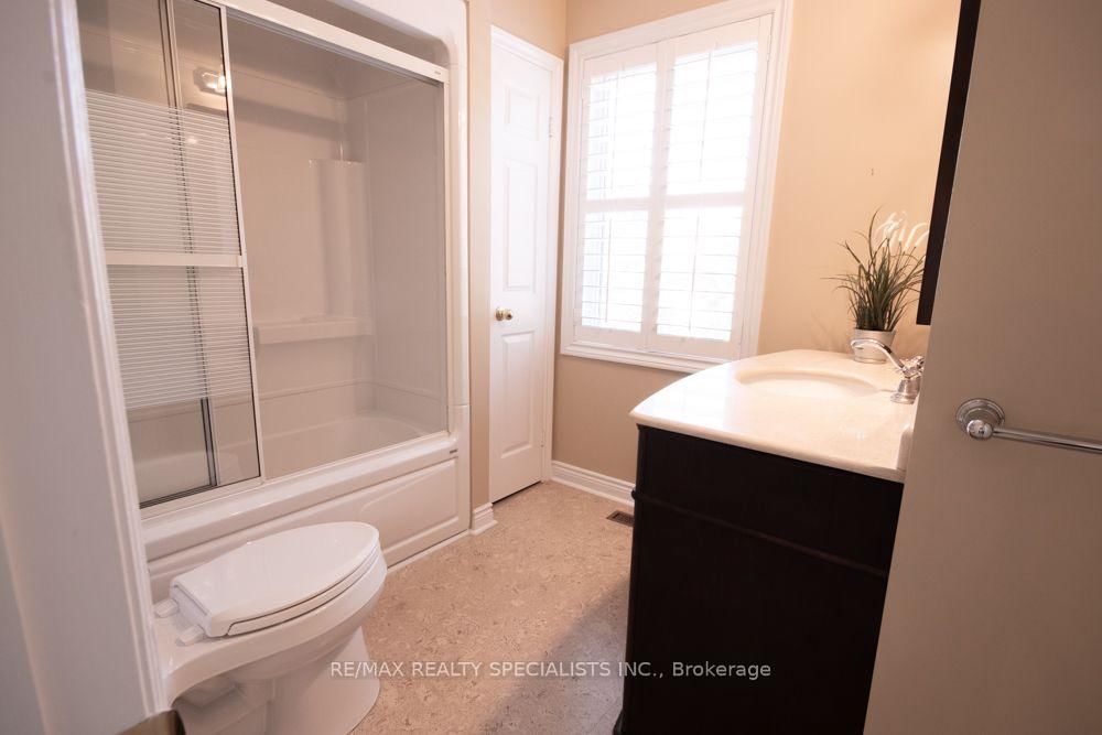 358 Erin Street • Oakville, ON photo 26