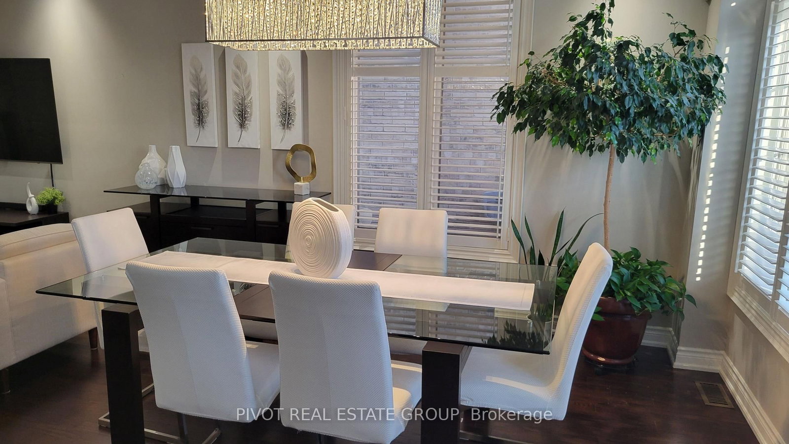 1292 Clarriage Court • Milton, ON photo 10