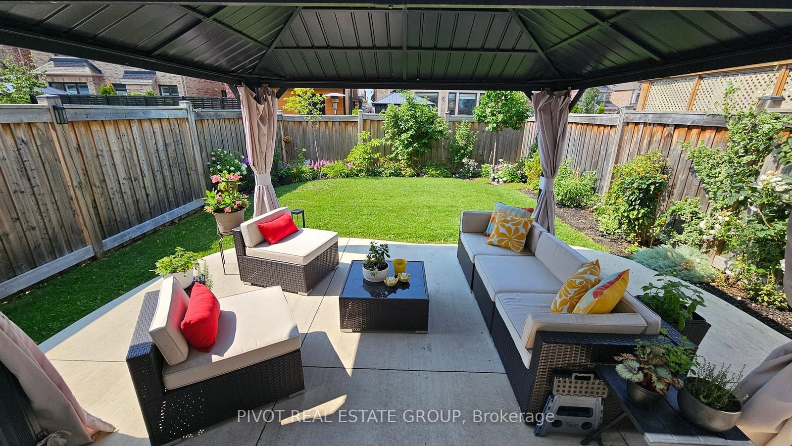 1292 Clarriage Court • Milton, ON photo 23