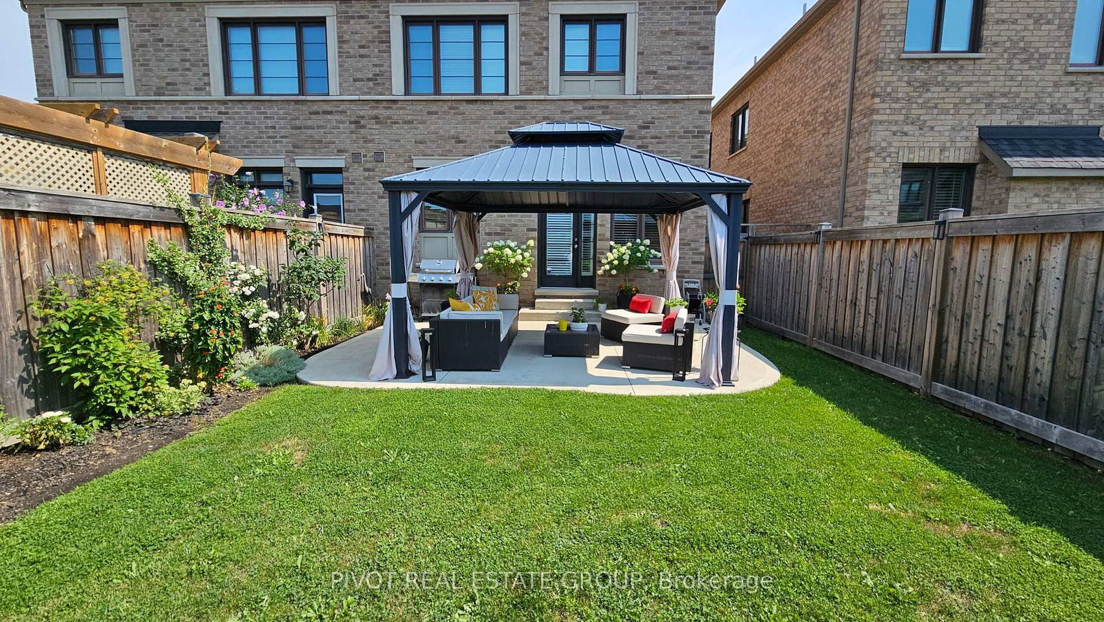 1292 Clarriage Court • Milton, ON photo 25