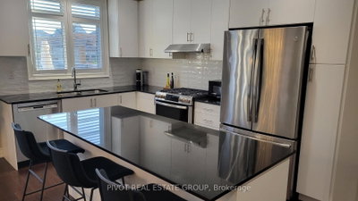 1292 Clarriage Court • Milton, ON photo 8
