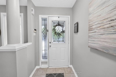 3877 Barley Trail • Mississauga, ON photo 4