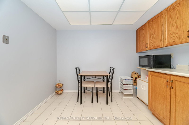 330 Mill Brampton,ON L6Y 3V3 — Photo 13