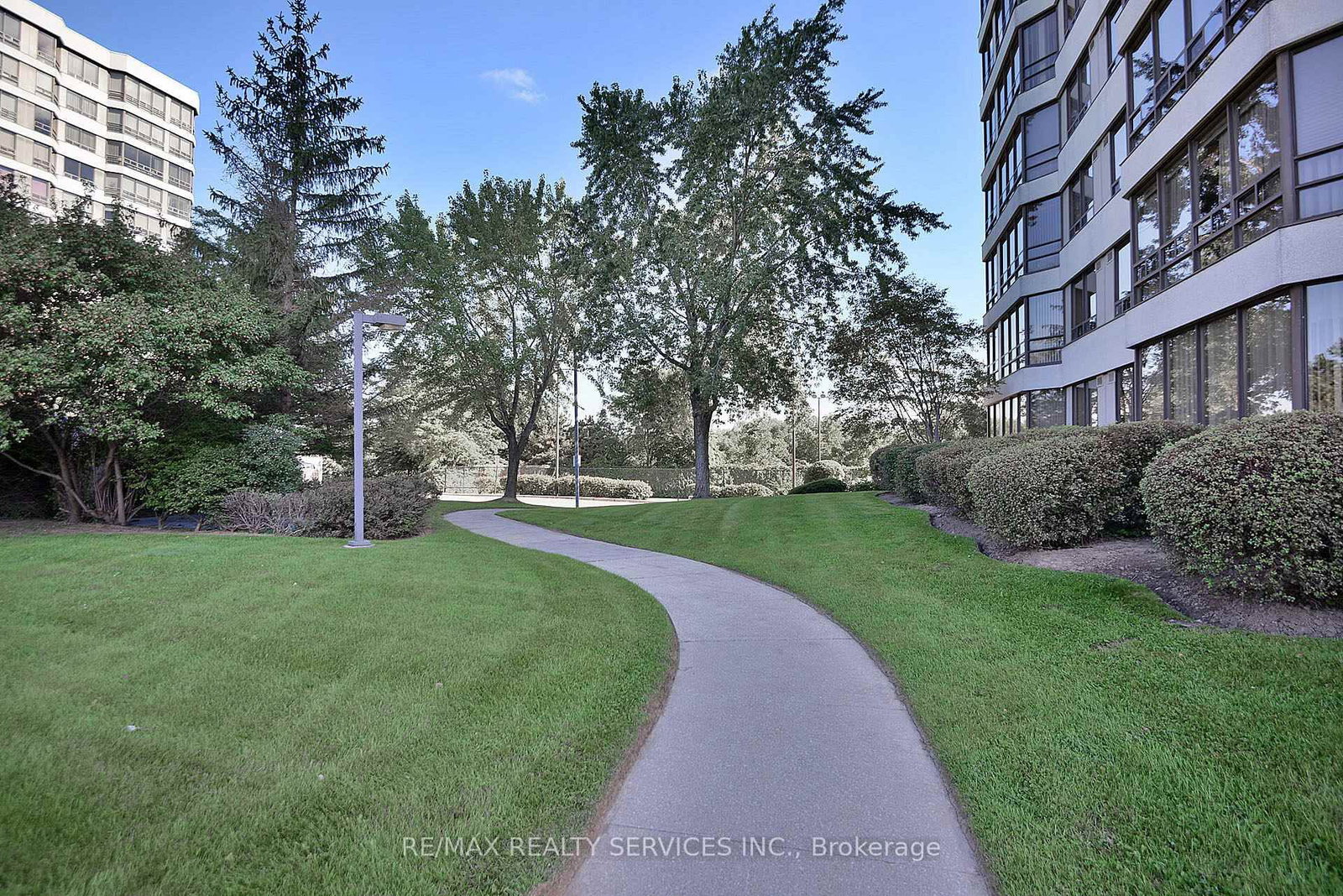 330 Mill Brampton,ON L6Y 3V3 — Photo 43