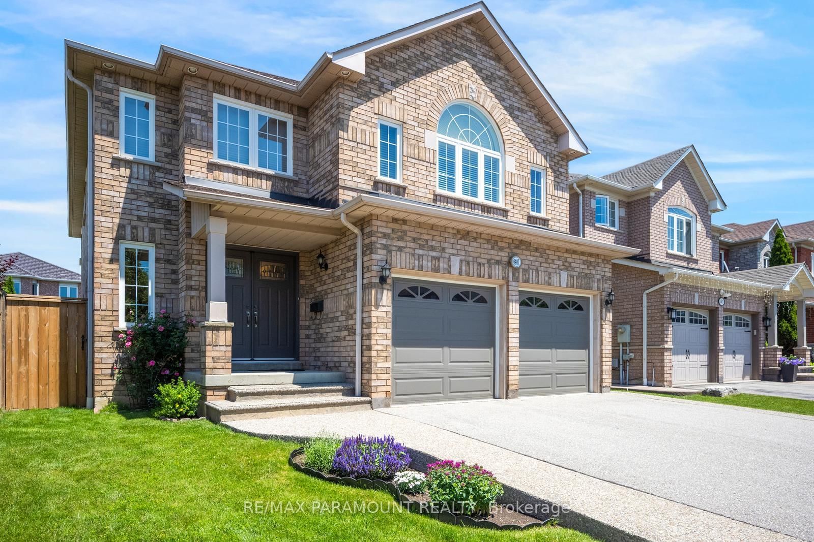 6407 Ormindale Way • Mississauga, ON photo 3