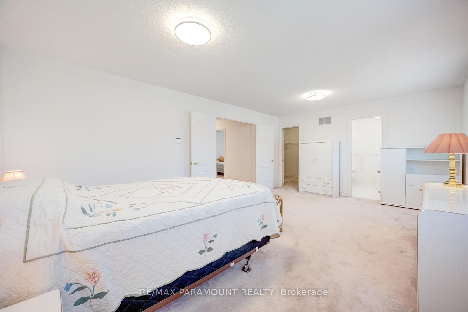 6407 Ormindale Way • Mississauga, ON photo 35