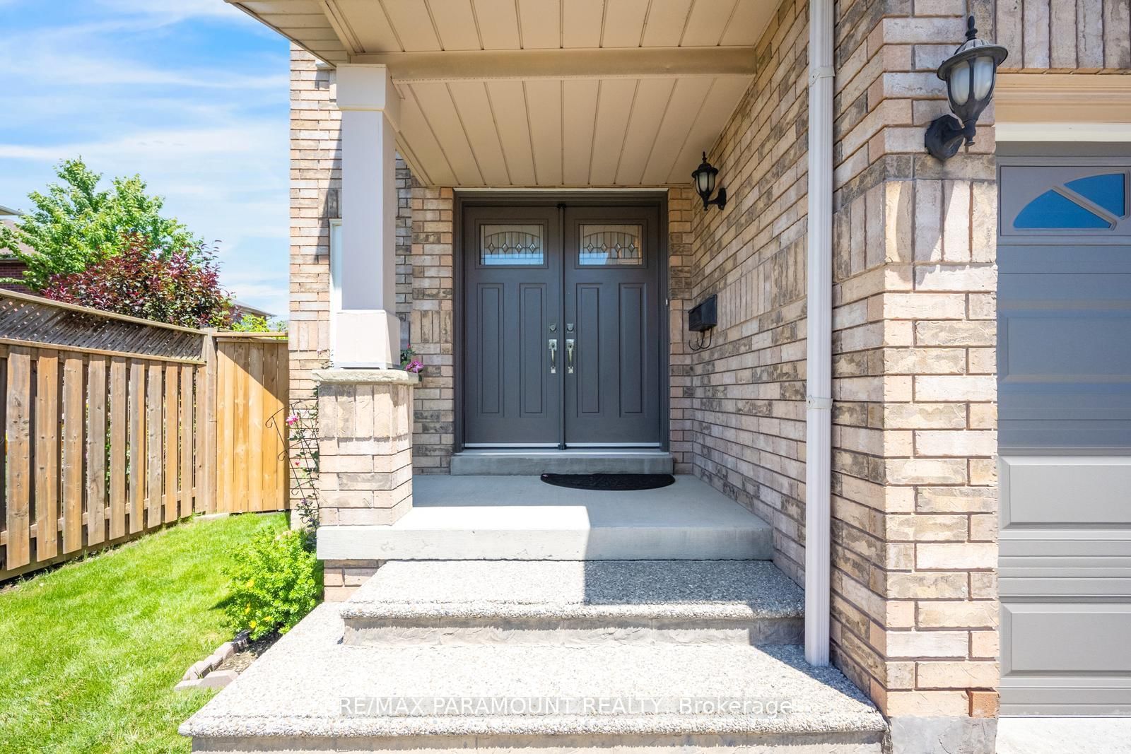 6407 Ormindale Way • Mississauga, ON photo 4