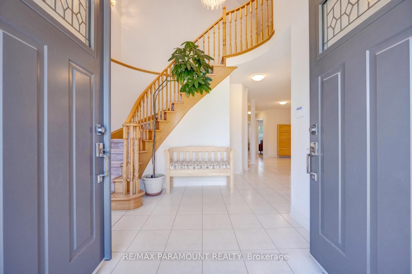 6407 Ormindale Way • Mississauga, ON photo 5