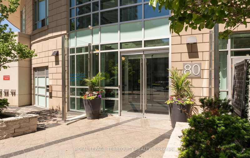 406 - 80 Absolute Avenue