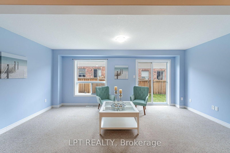 15 - 124 Parkinson Crescent