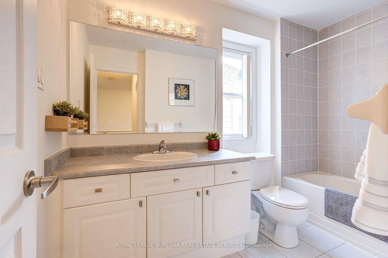 672 Mceastern Path • Milton, ON photo 32