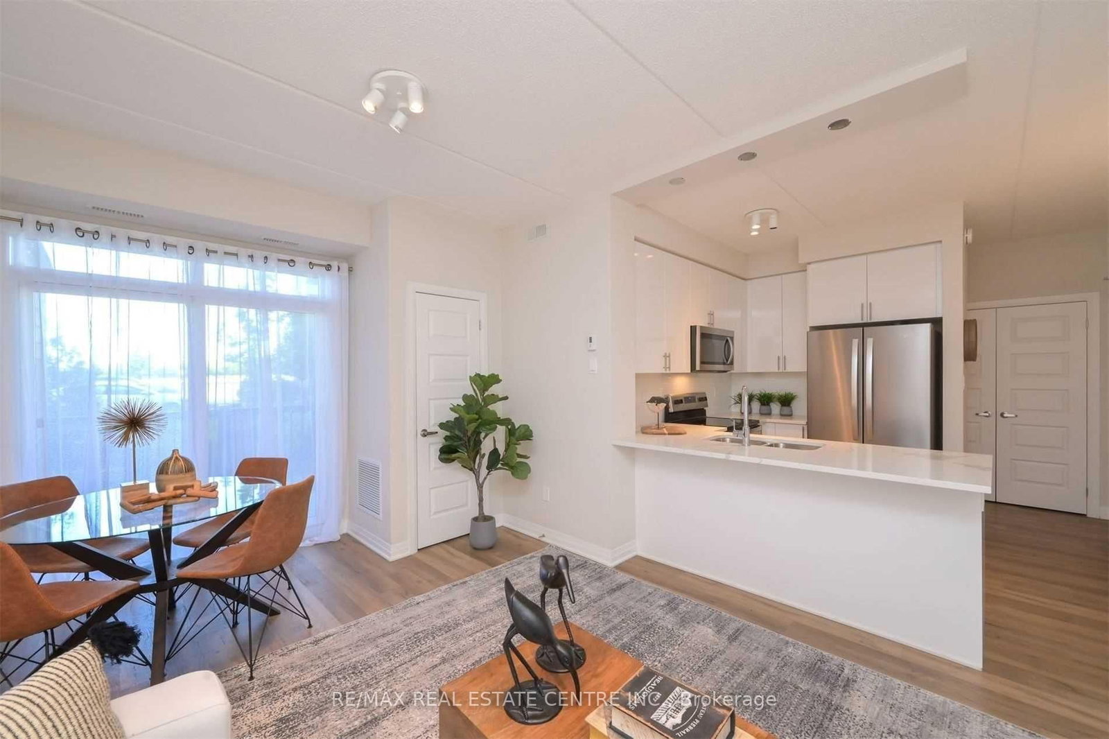 610 Farmstead Drive • #102 • Milton, ON photo 1