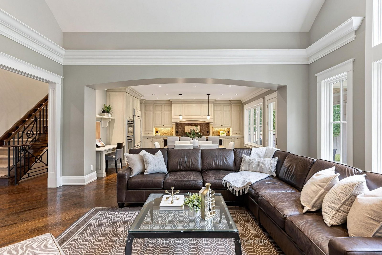 411 WEDGEWOOD Drive • Oakville, ON photo 19