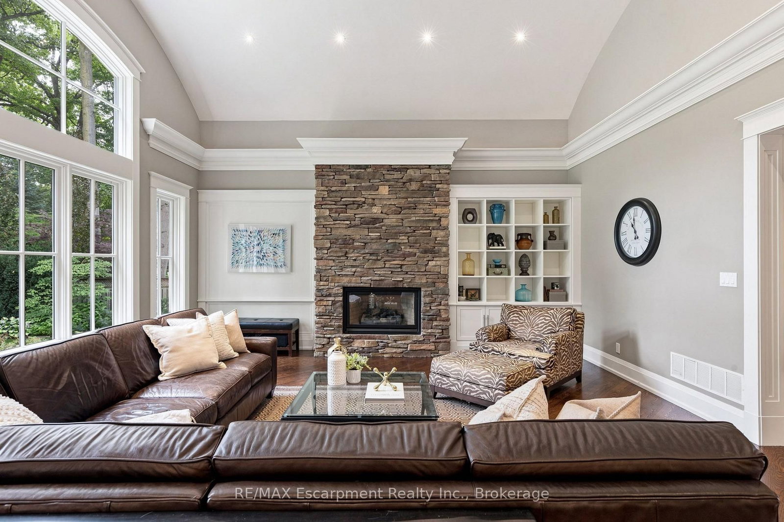411 WEDGEWOOD Drive • Oakville, ON photo 21
