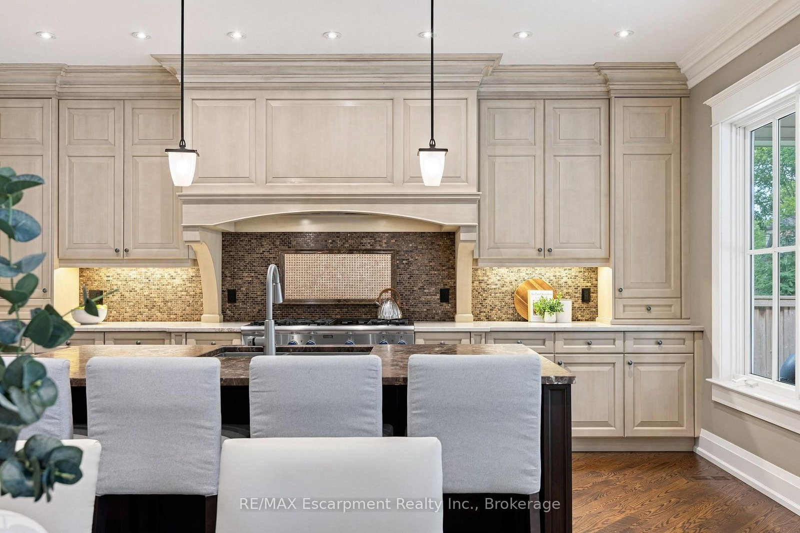 411 WEDGEWOOD Drive • Oakville, ON photo 27