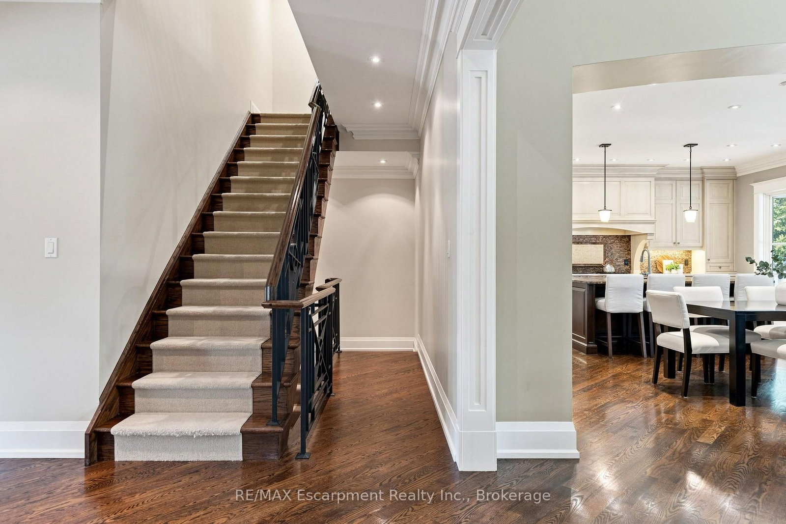 411 WEDGEWOOD Drive • Oakville, ON photo 36