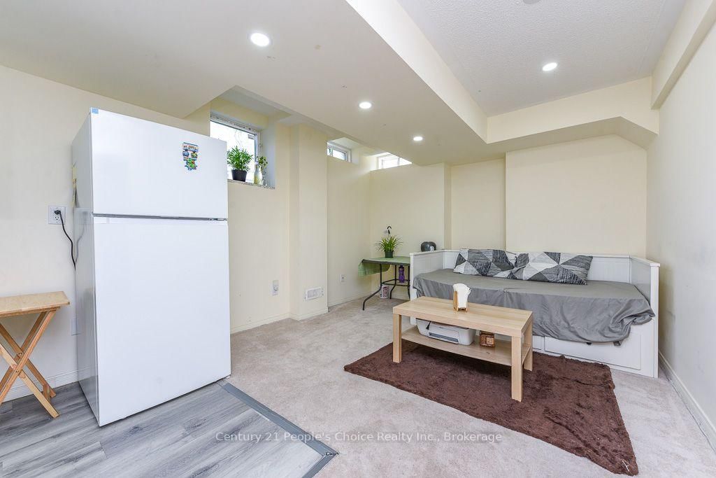 270 Brussels Avenue • Brampton, ON photo 39