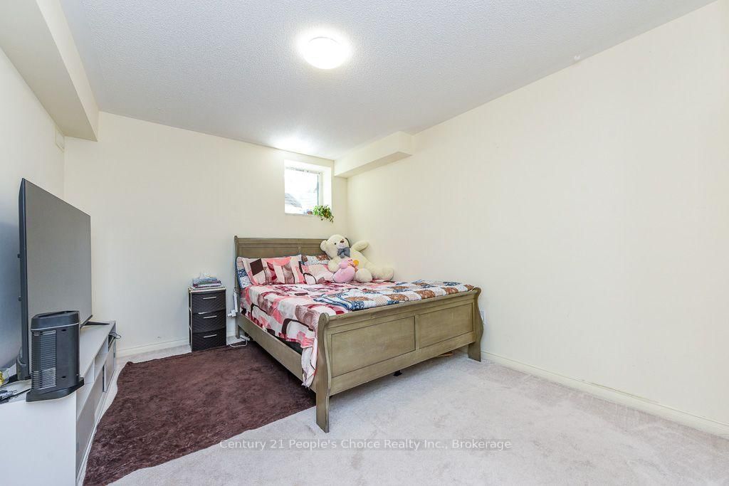 270 Brussels Avenue • Brampton, ON photo 42