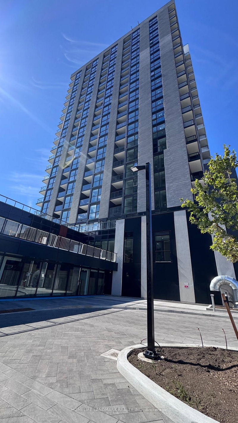 1101 - 3079 Trafalgar Road E