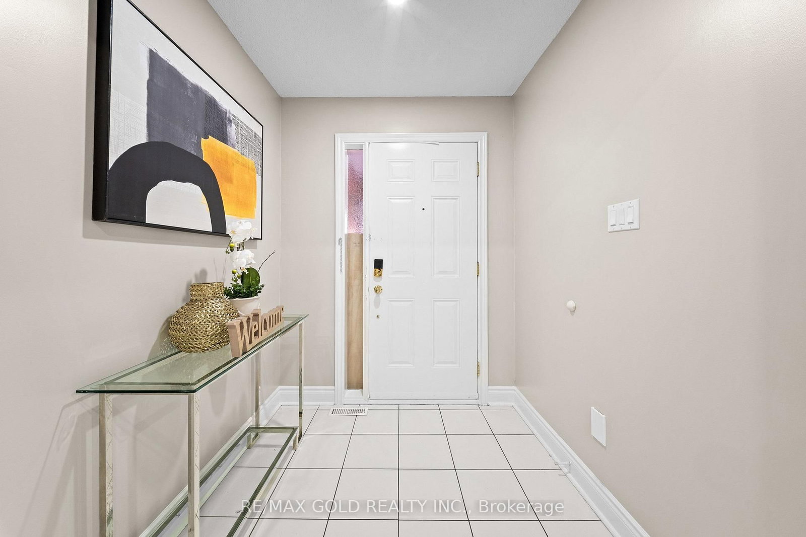 119 Mountainash Road • Brampton, ON photo 3