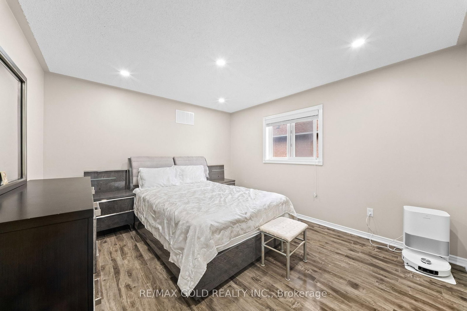 119 Mountainash Road • Brampton, ON photo 30