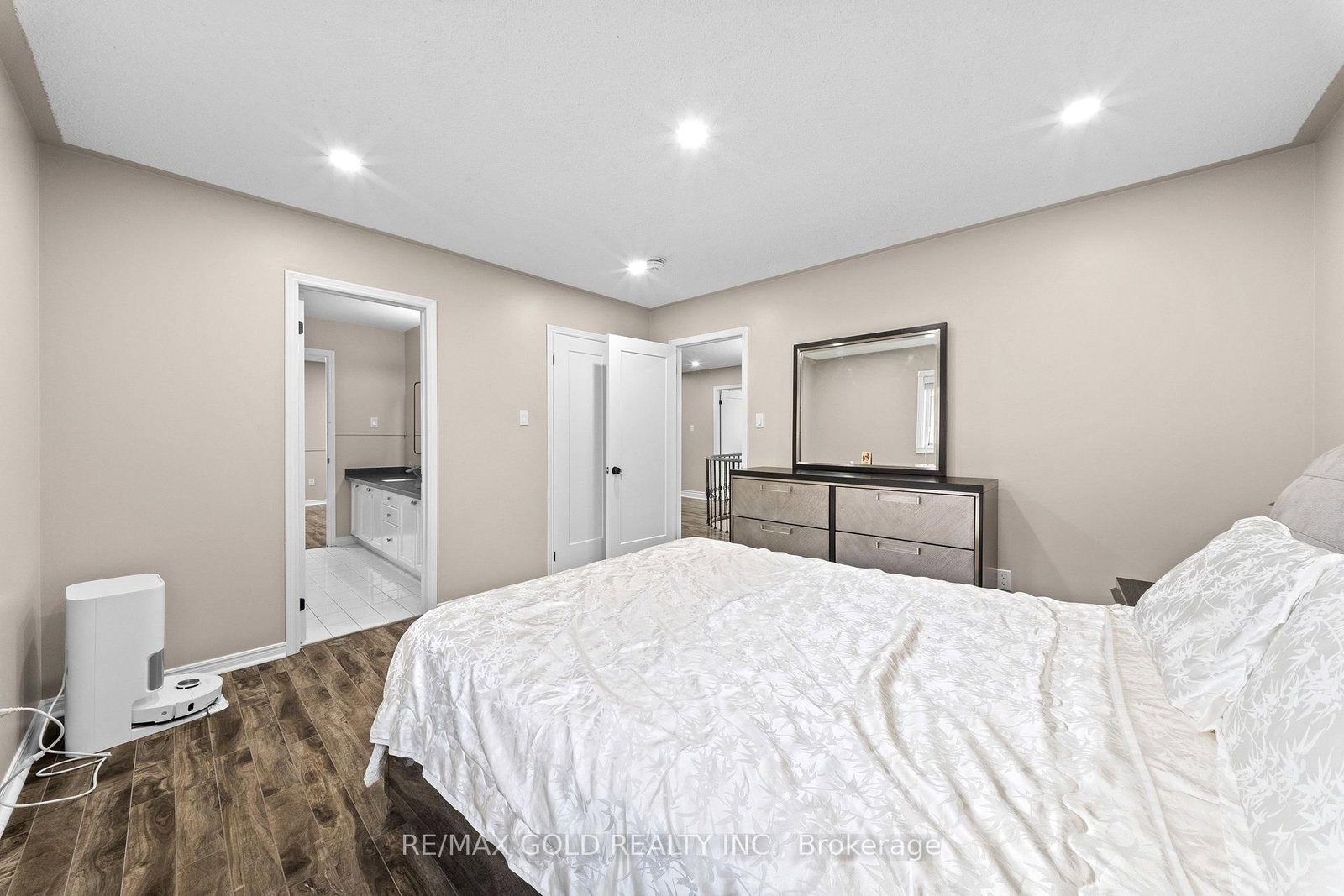 119 Mountainash Road • Brampton, ON photo 31