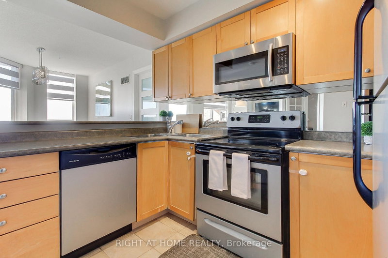 1140 Parkwest Mississauga,ON L5E 3K9 — Photo 17