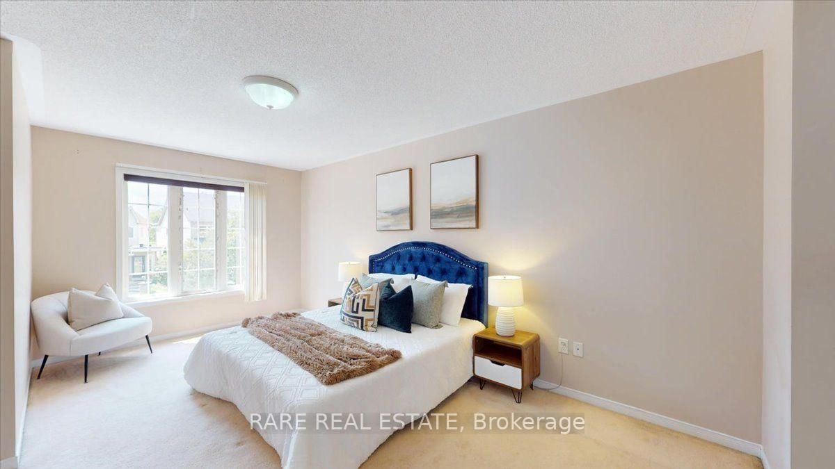 1825 Hobson Drive • Burlington, ON photo 13