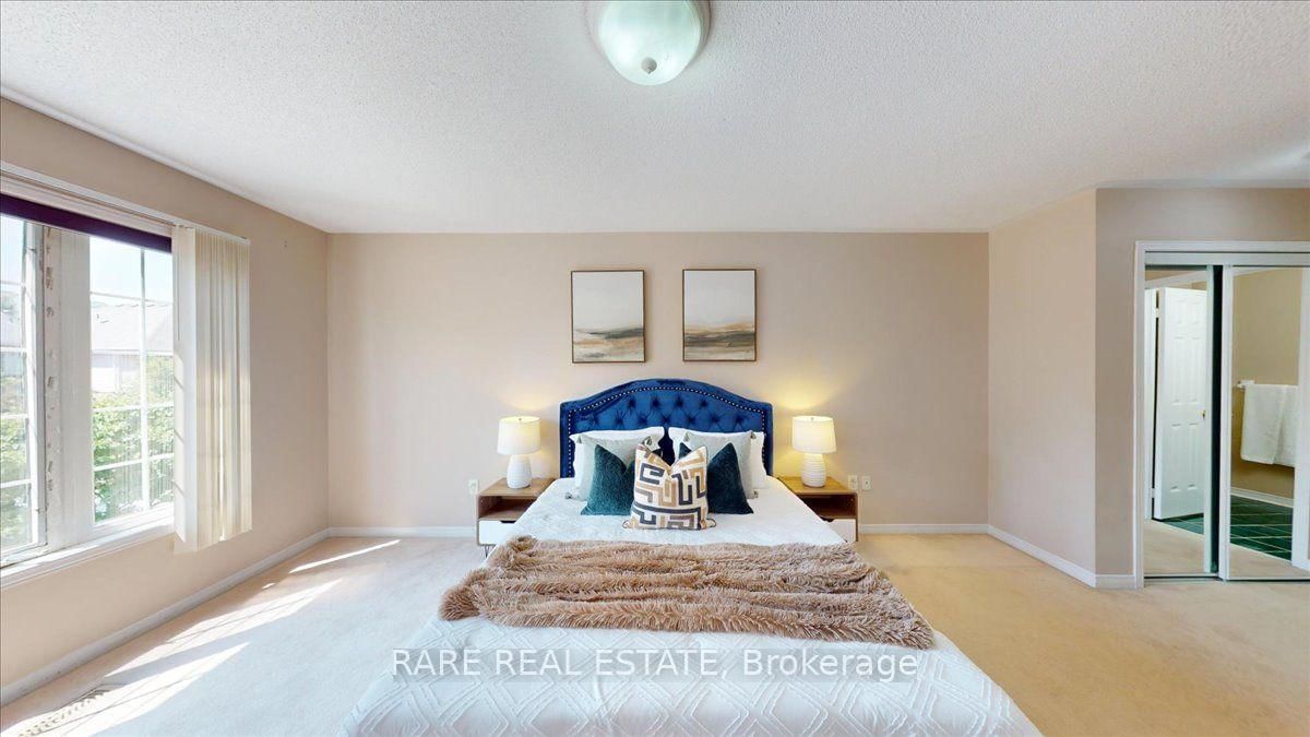 1825 Hobson Drive • Burlington, ON photo 14