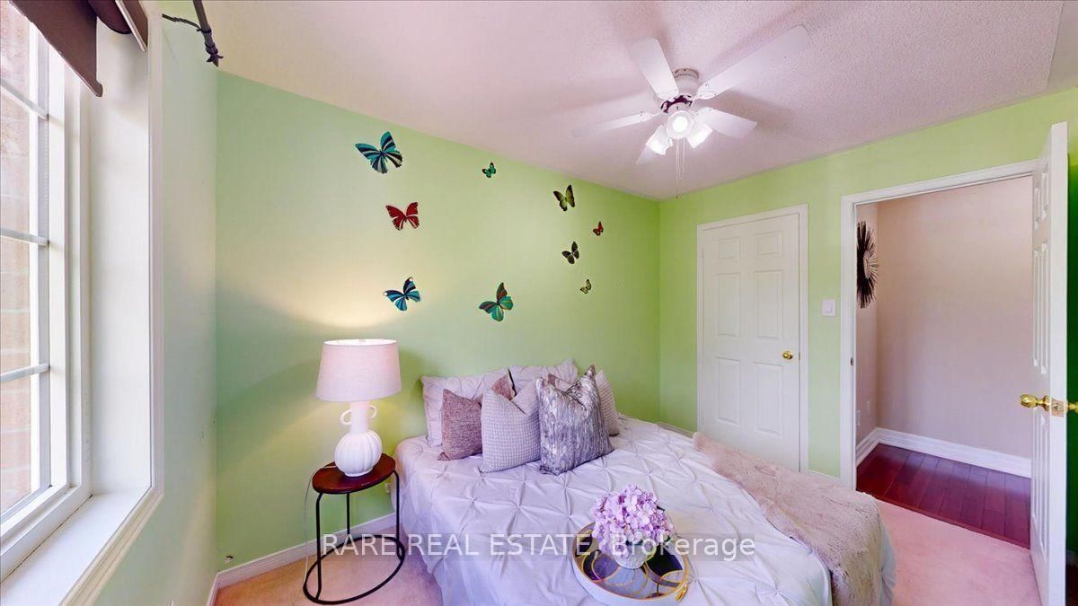 1825 Hobson Drive • Burlington, ON photo 21