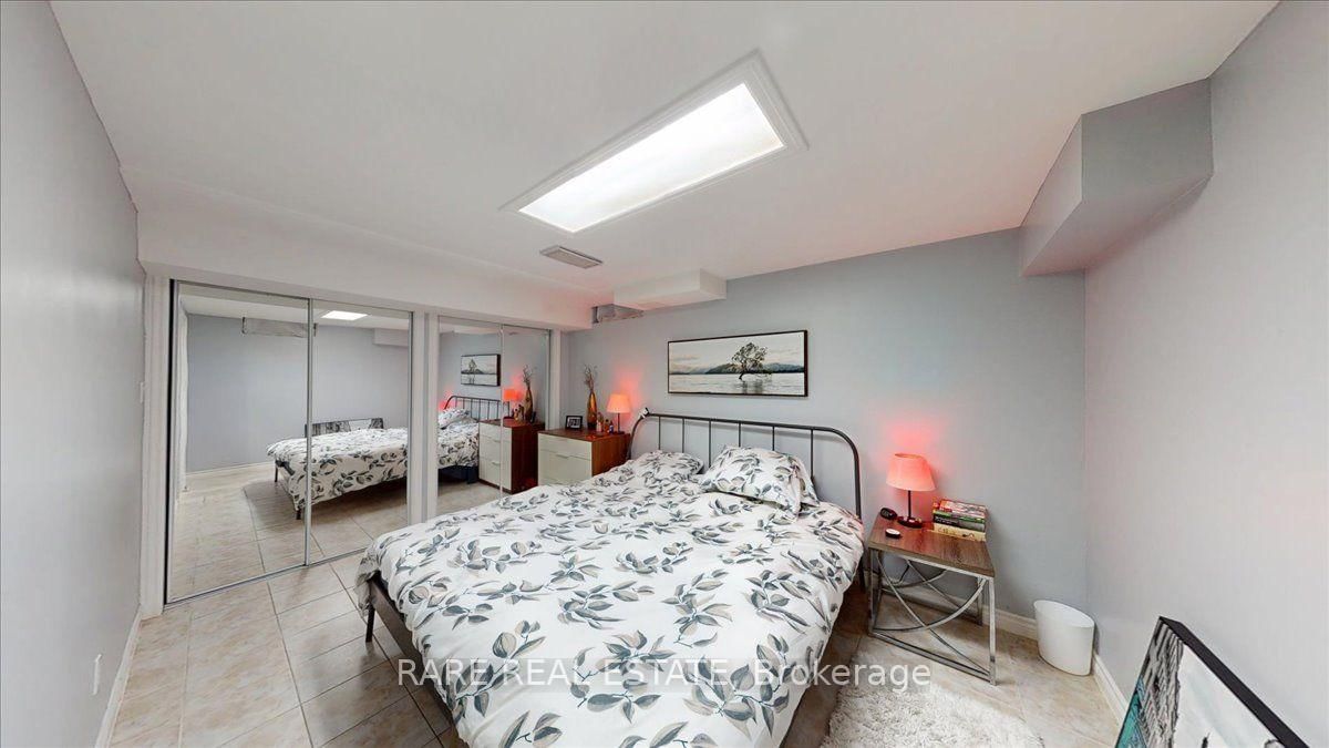 1825 Hobson Drive • Burlington, ON photo 31