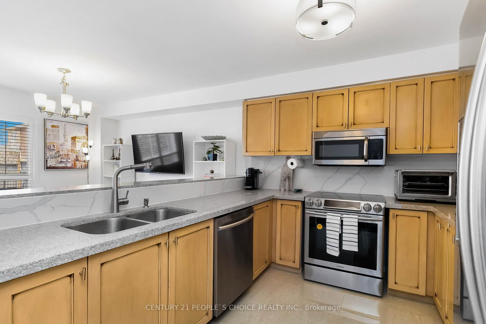 2145 Redstone Crescent • Oakville, ON photo 15