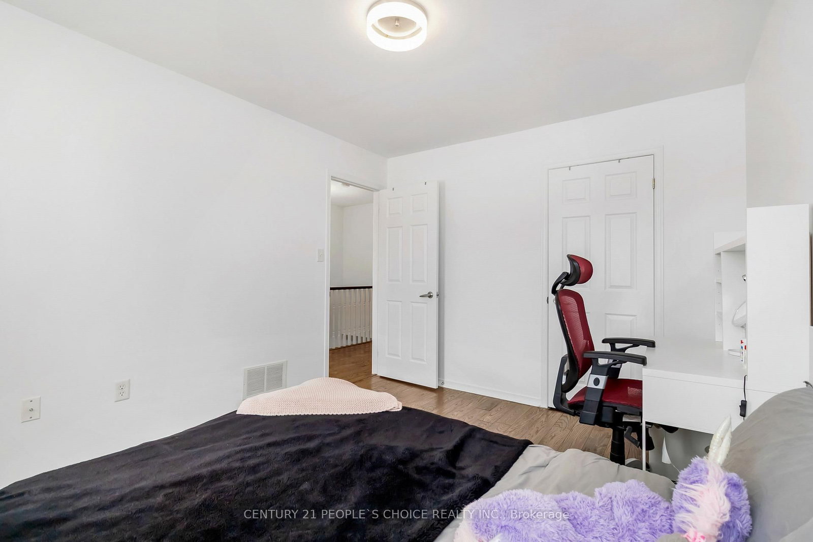 2145 Redstone Crescent • Oakville, ON photo 26