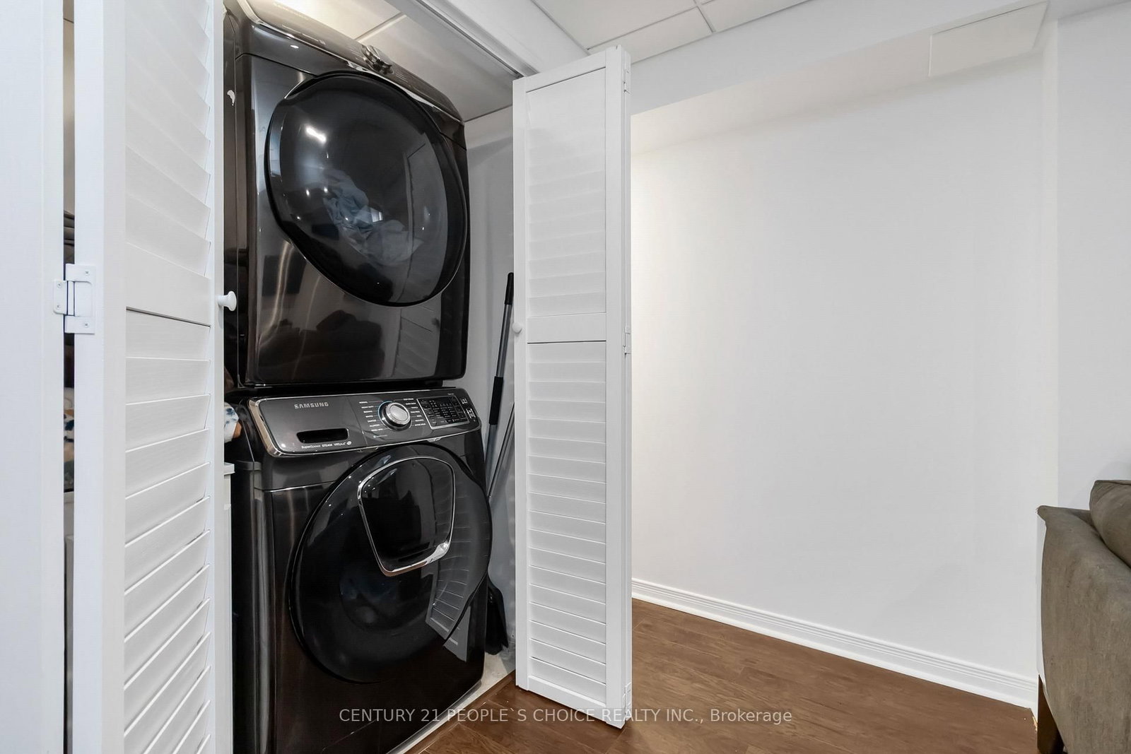 2145 Redstone Crescent • Oakville, ON photo 35