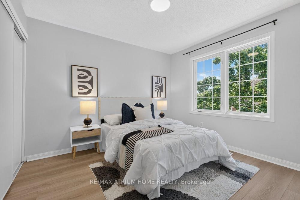 2293 Oakhaven Drive • Oakville, ON photo 39
