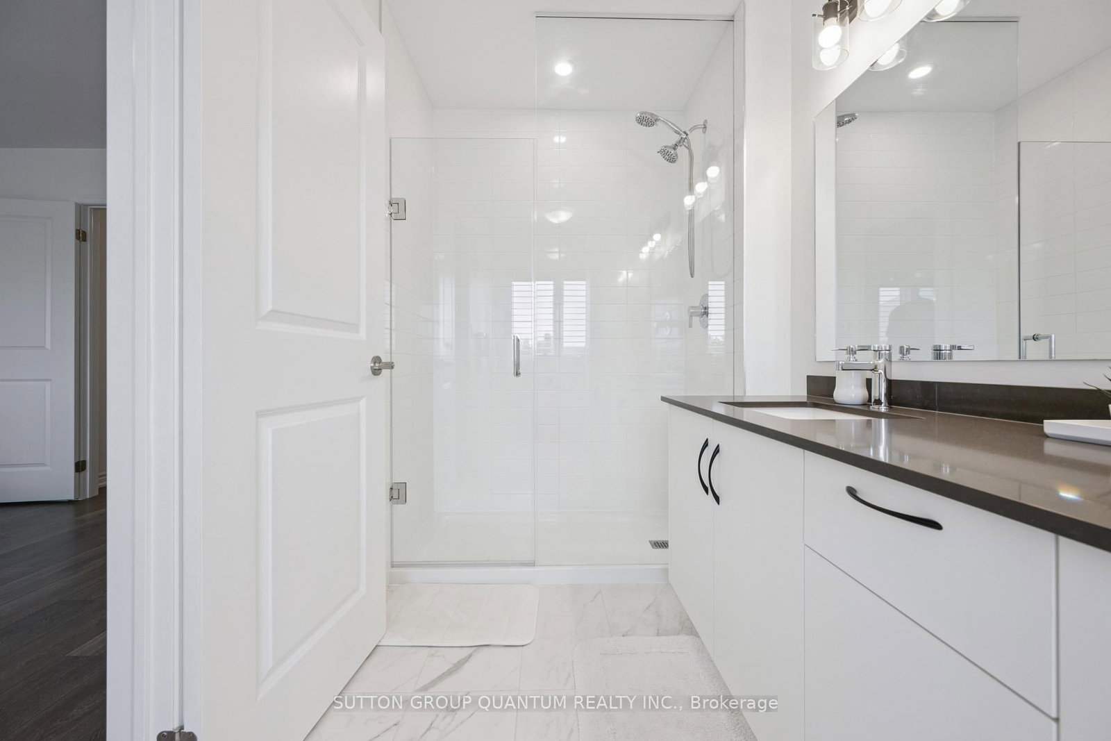 3040 Robert Lamb Boulevard • Oakville, ON photo 15