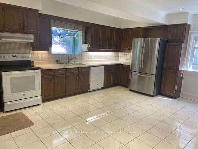 14 Birchview Boulevard
