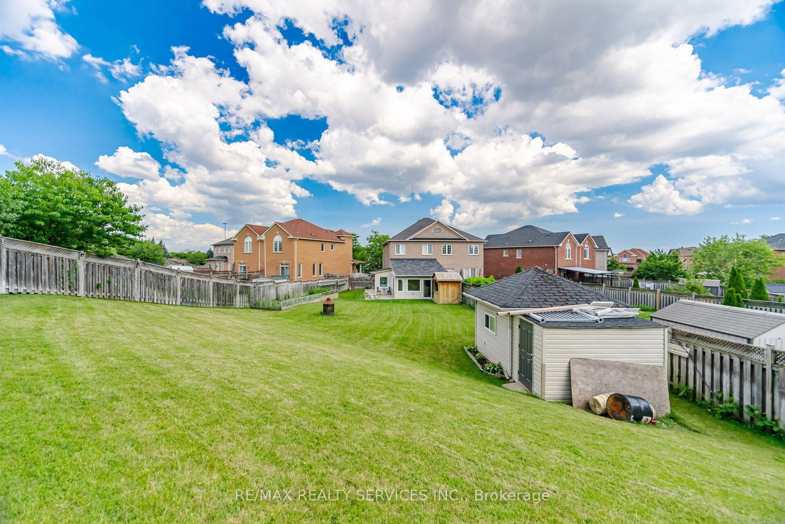 32 Deepcoral Court • Brampton, ON photo 46