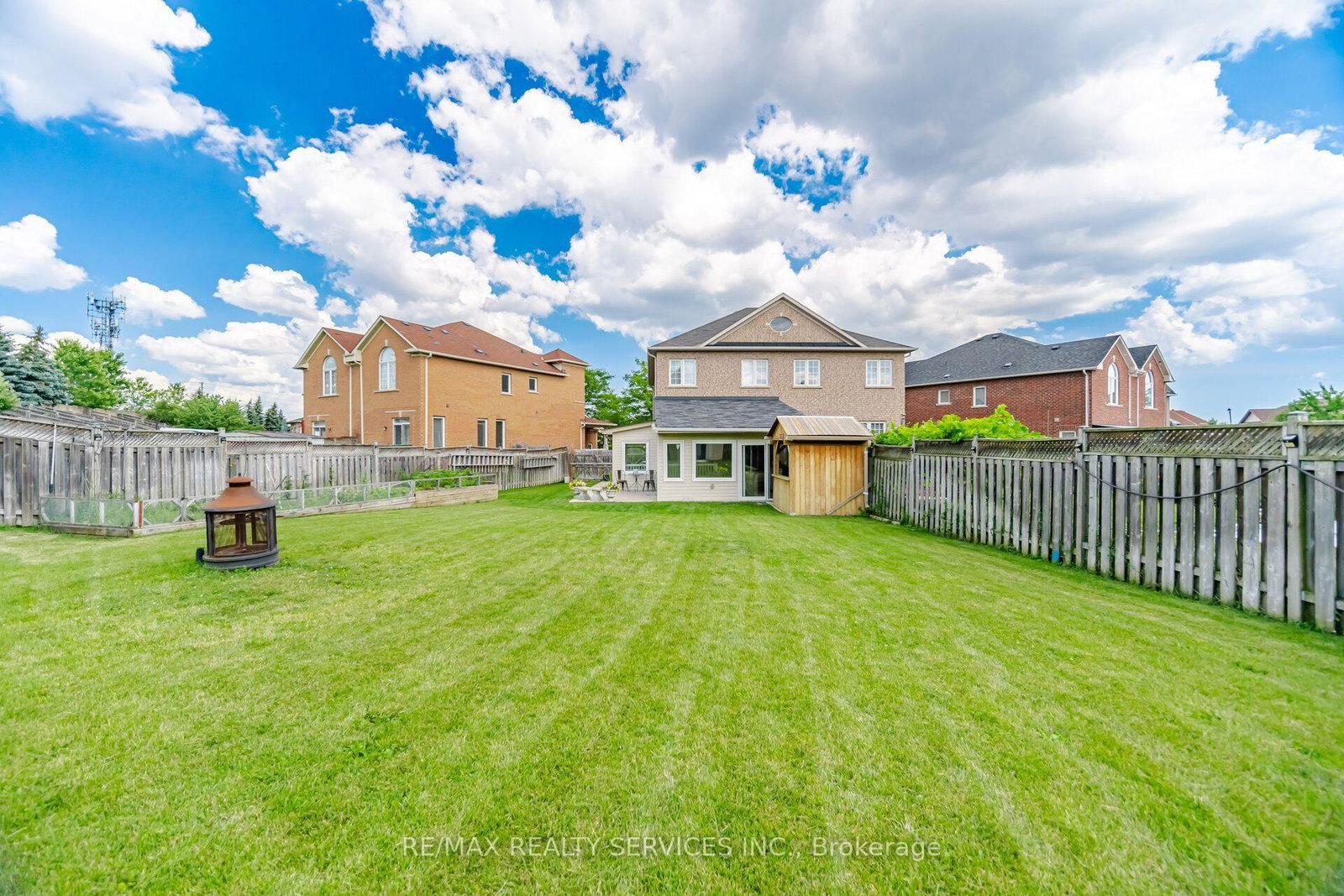 32 Deepcoral Court • Brampton, ON photo 47