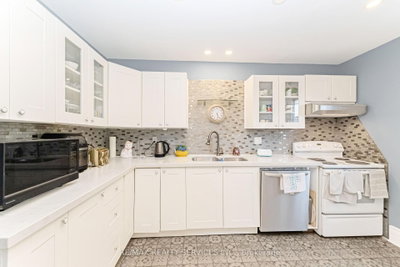 47 Huntingwood Crescent • Brampton, ON photo 8