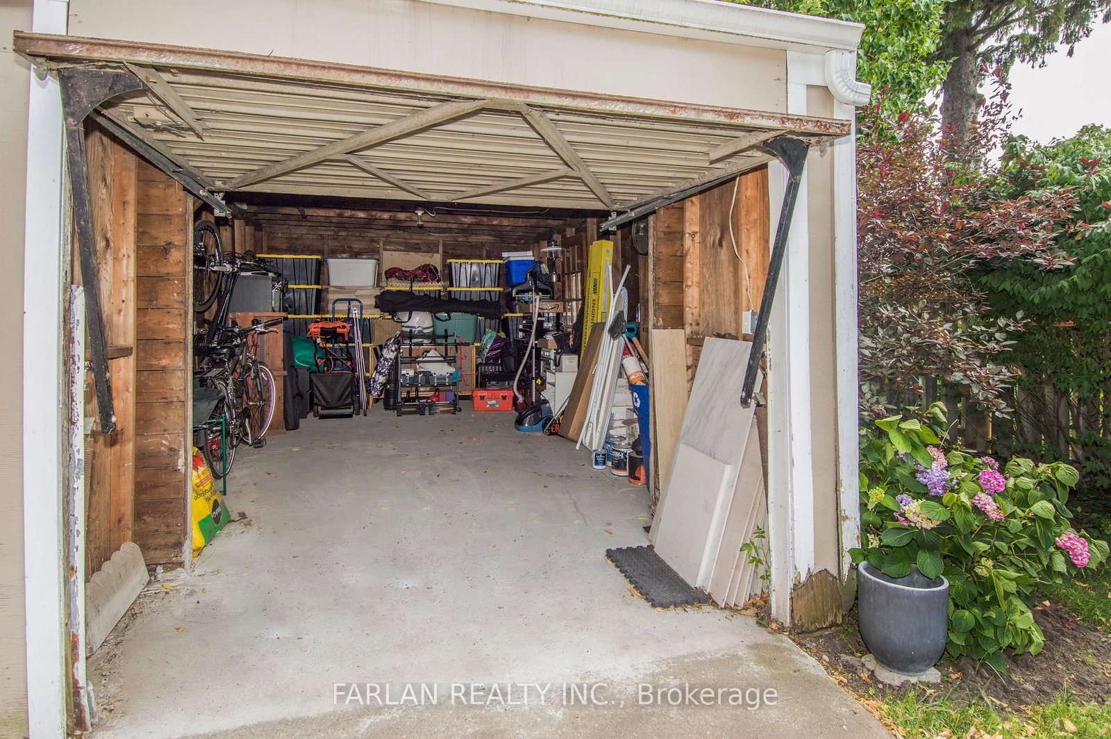 133 Deforest Road • Toronto, ON photo 42