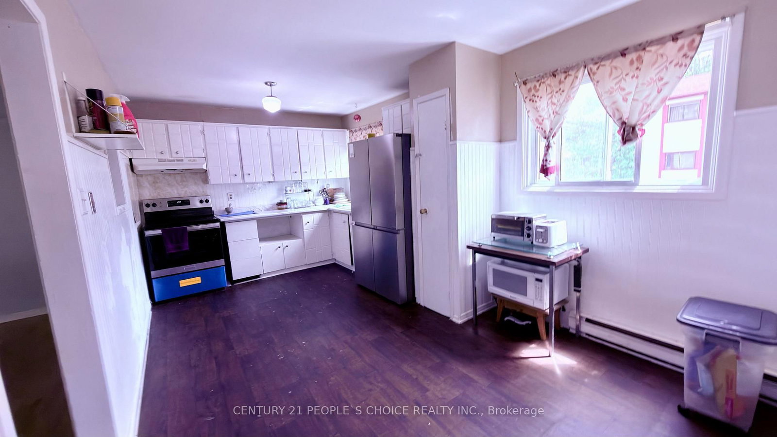 25 Mccallum Court • Brampton, ON photo 8