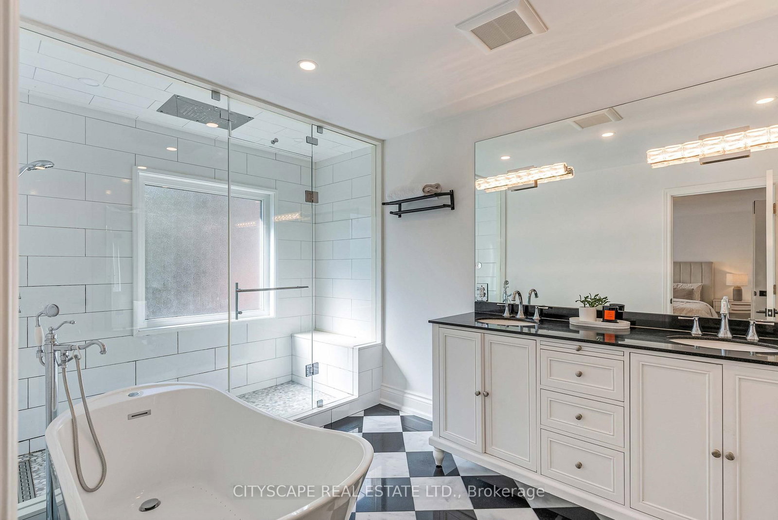 4582 Badminton Drive • Mississauga, ON photo 28