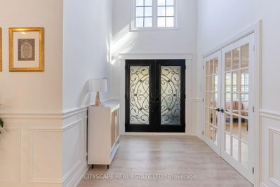 4582 Badminton Drive • Mississauga, ON photo 3