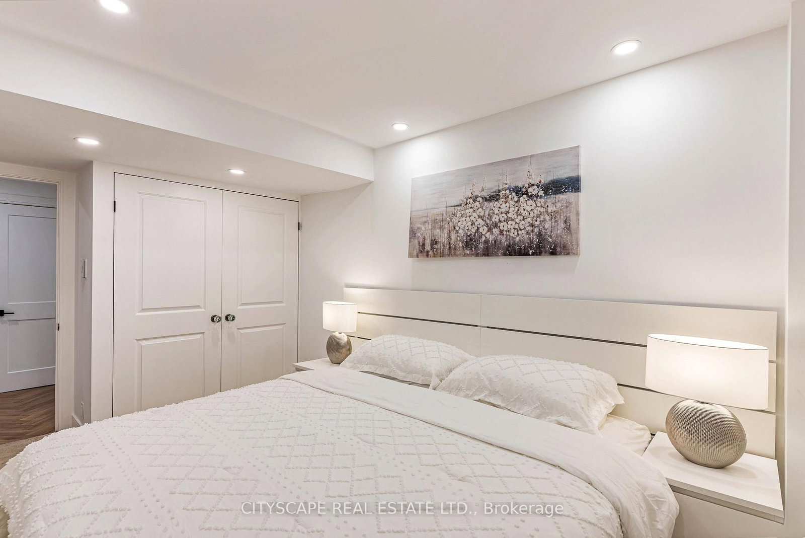 4582 Badminton Drive • Mississauga, ON photo 36