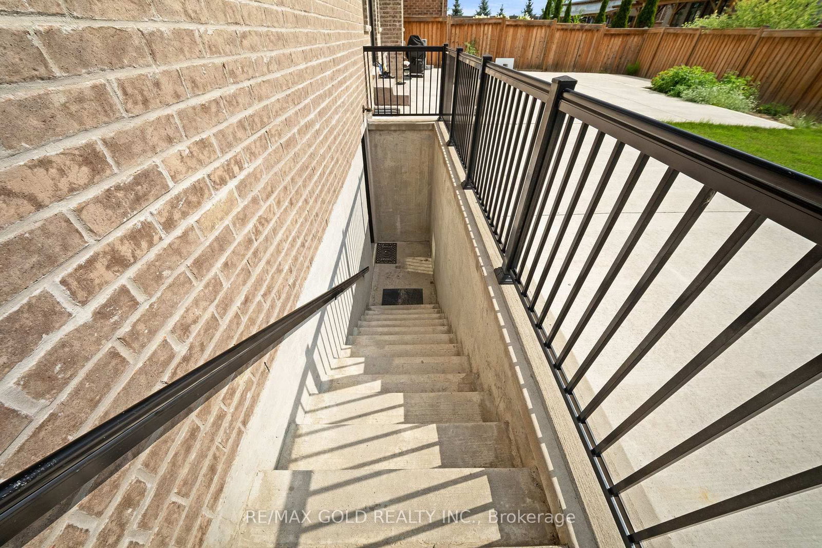 5 Anatolia Street • Brampton, ON photo 48