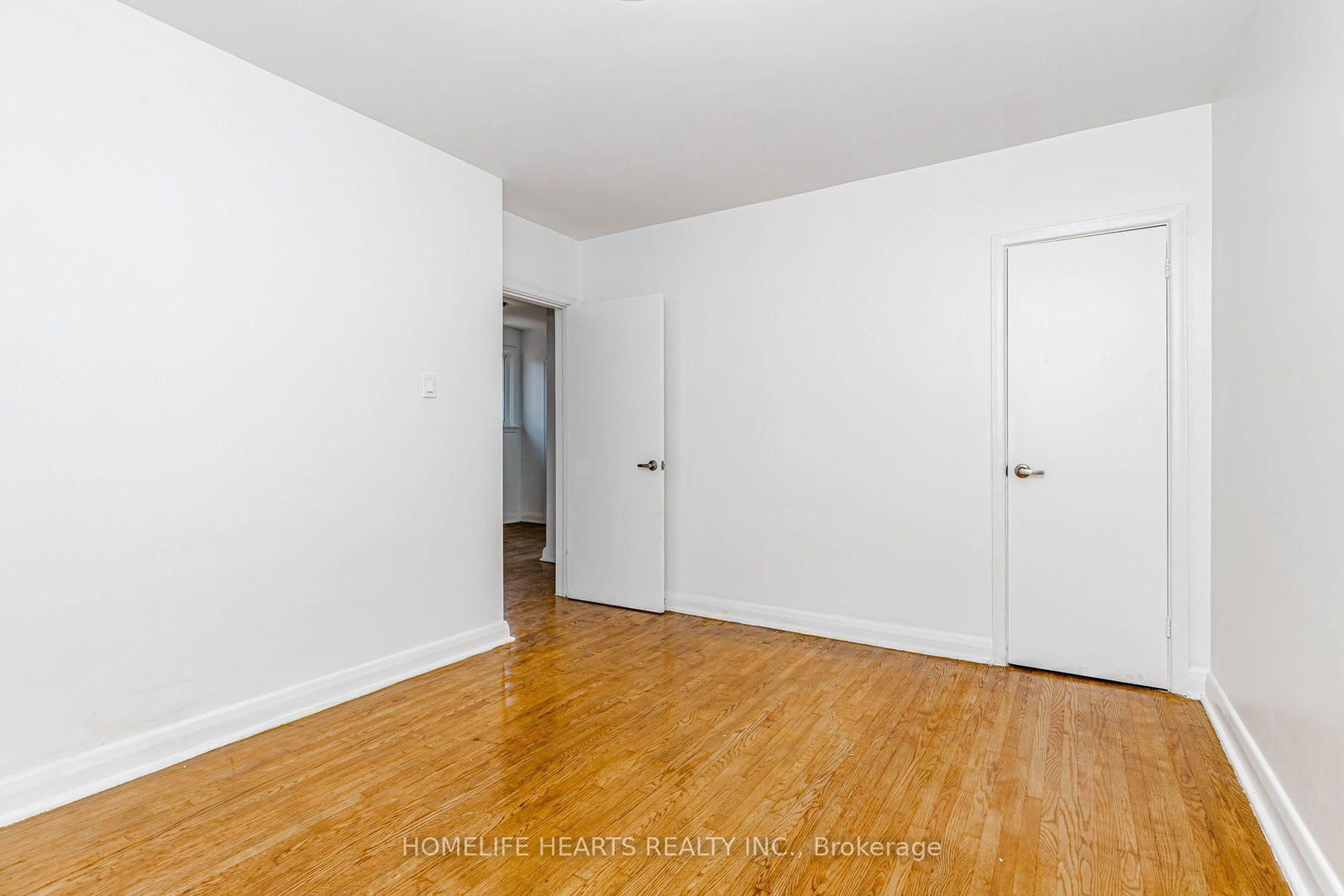 6 Dittmer Crescent • Toronto, ON photo 40