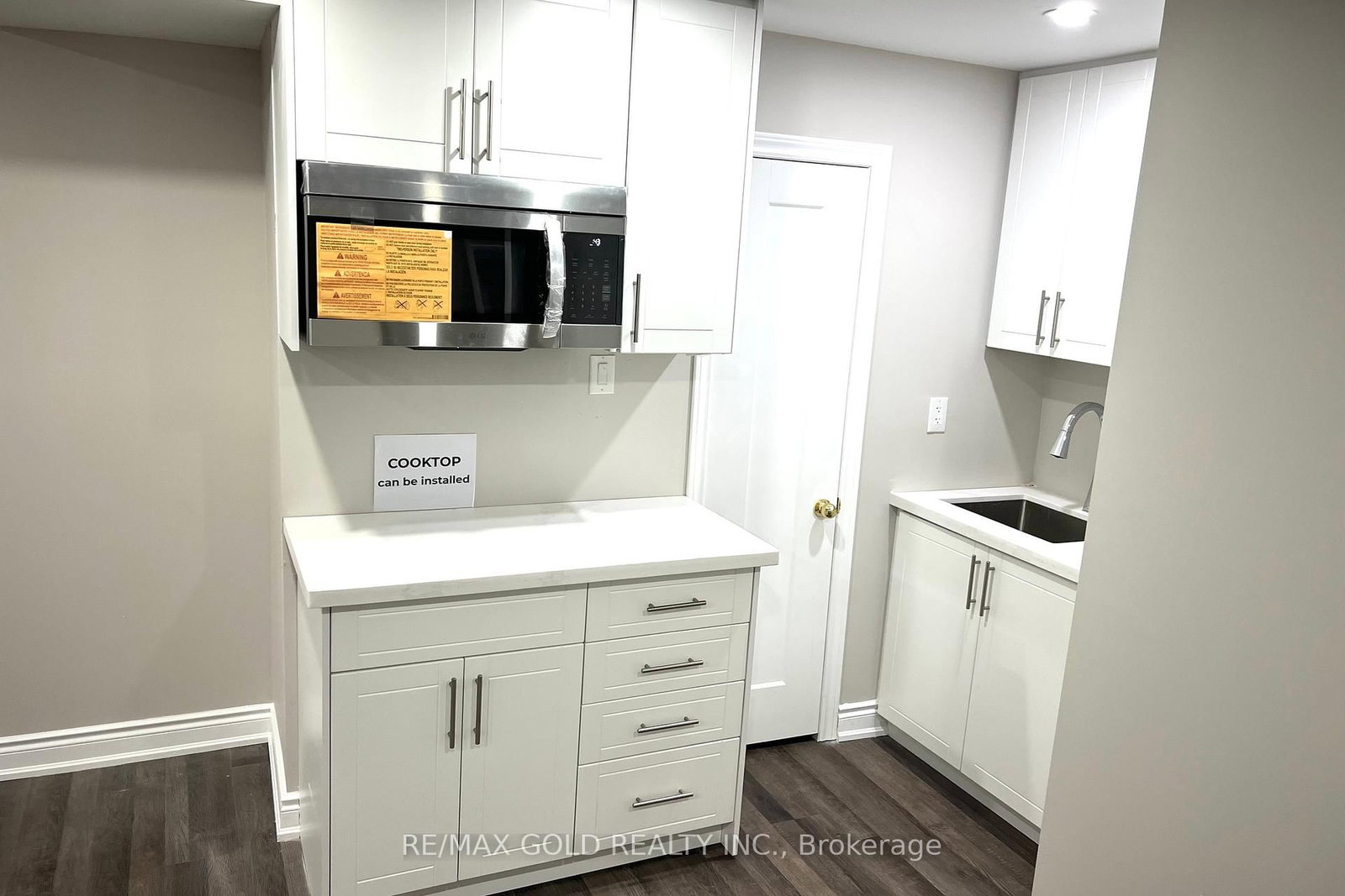 189 Kingsview Boulevard • Toronto, ON photo 44